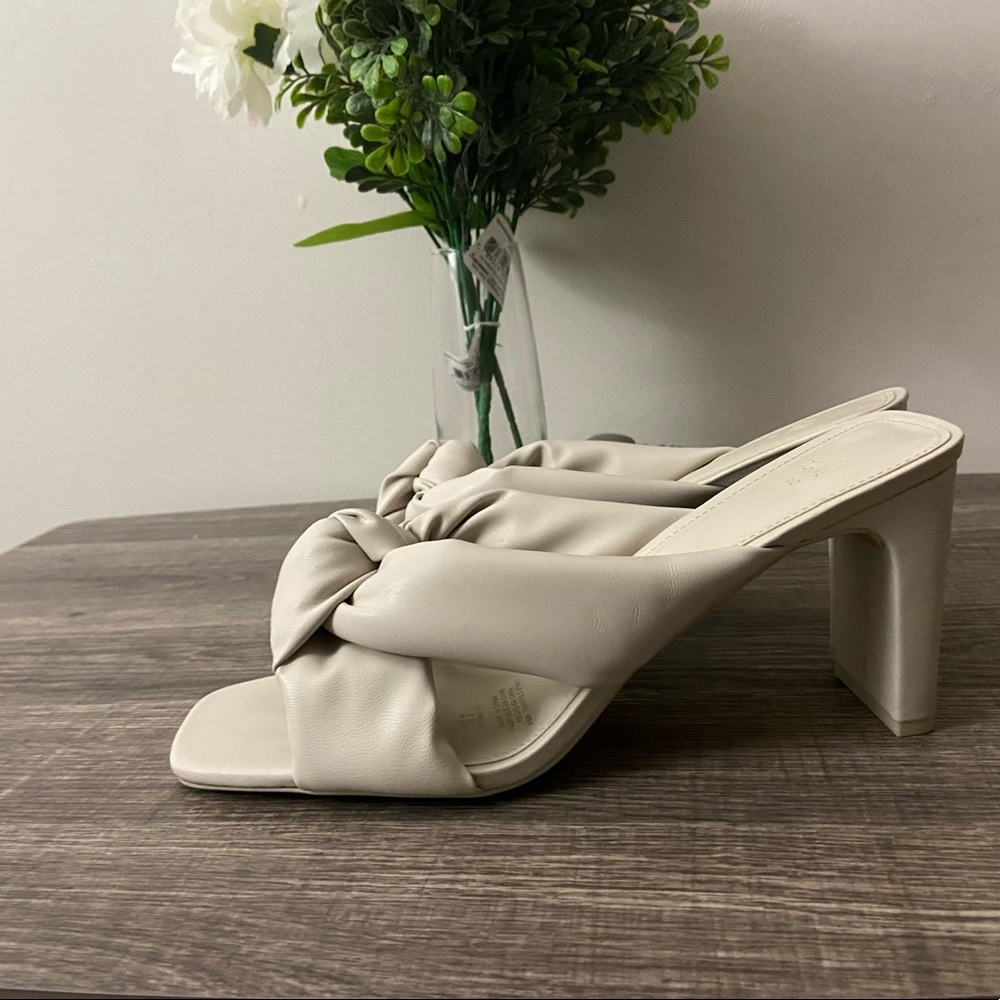 H&M white Heels